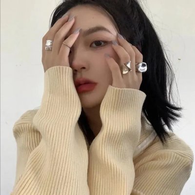 隔壁的吸血鬼美眉